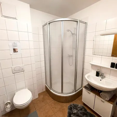 Alpzbase Apartment